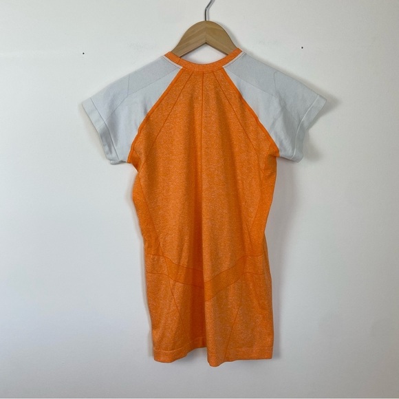 Oiselle Flyte 2000 Short Sleeve Running Top - Picture 2 of 4